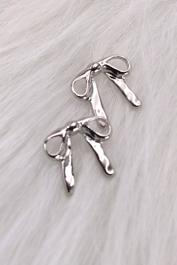 BOW STUD EARRING  |  31E24002