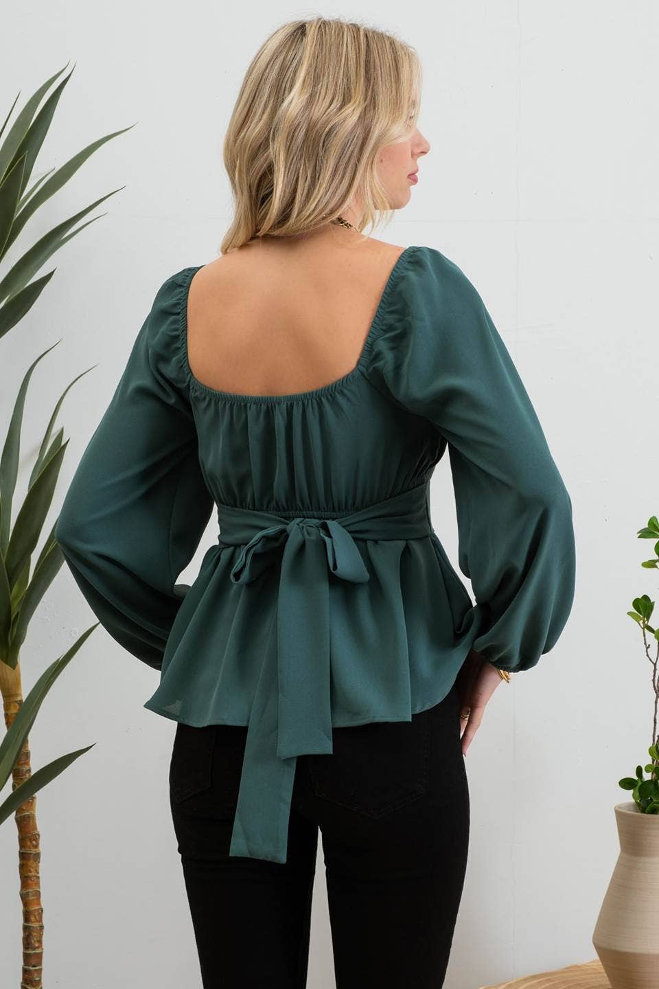 SCOOP NECK LONG SLEEVE BACK WAIST TIE BLOUSE