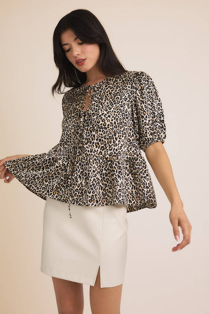 FRONT TIES HALF SLEEVE TOP