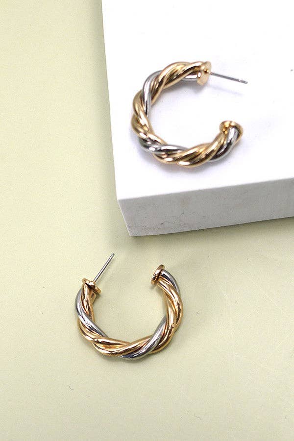 Twisted Hoop Earring | 47E13600