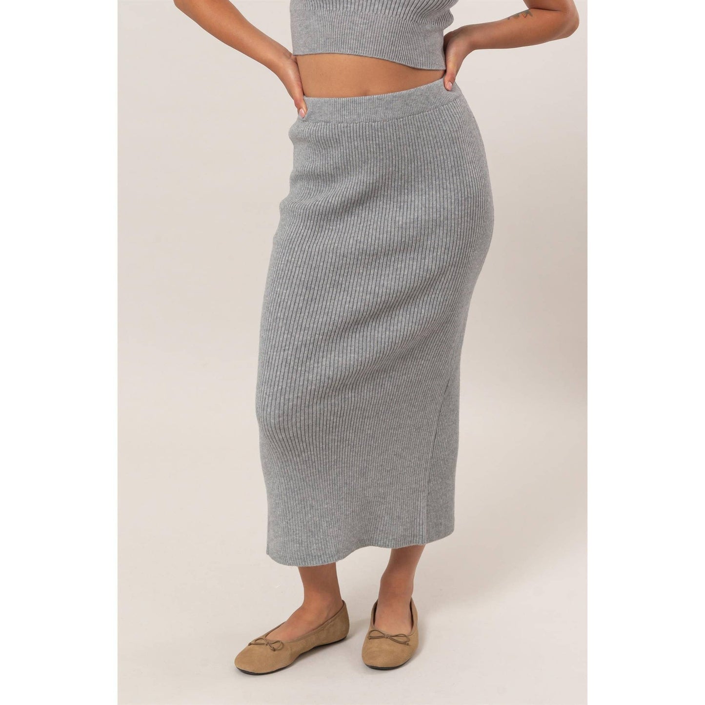 DZ24G108-Ribbed Knit Midi Skirt
