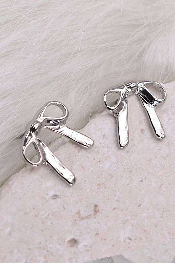 BOW STUD EARRING  |  31E24002