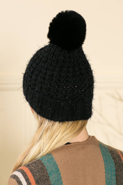 Warm Feelings | Eyelash Finish Beanie with Soft Fluffy Pom