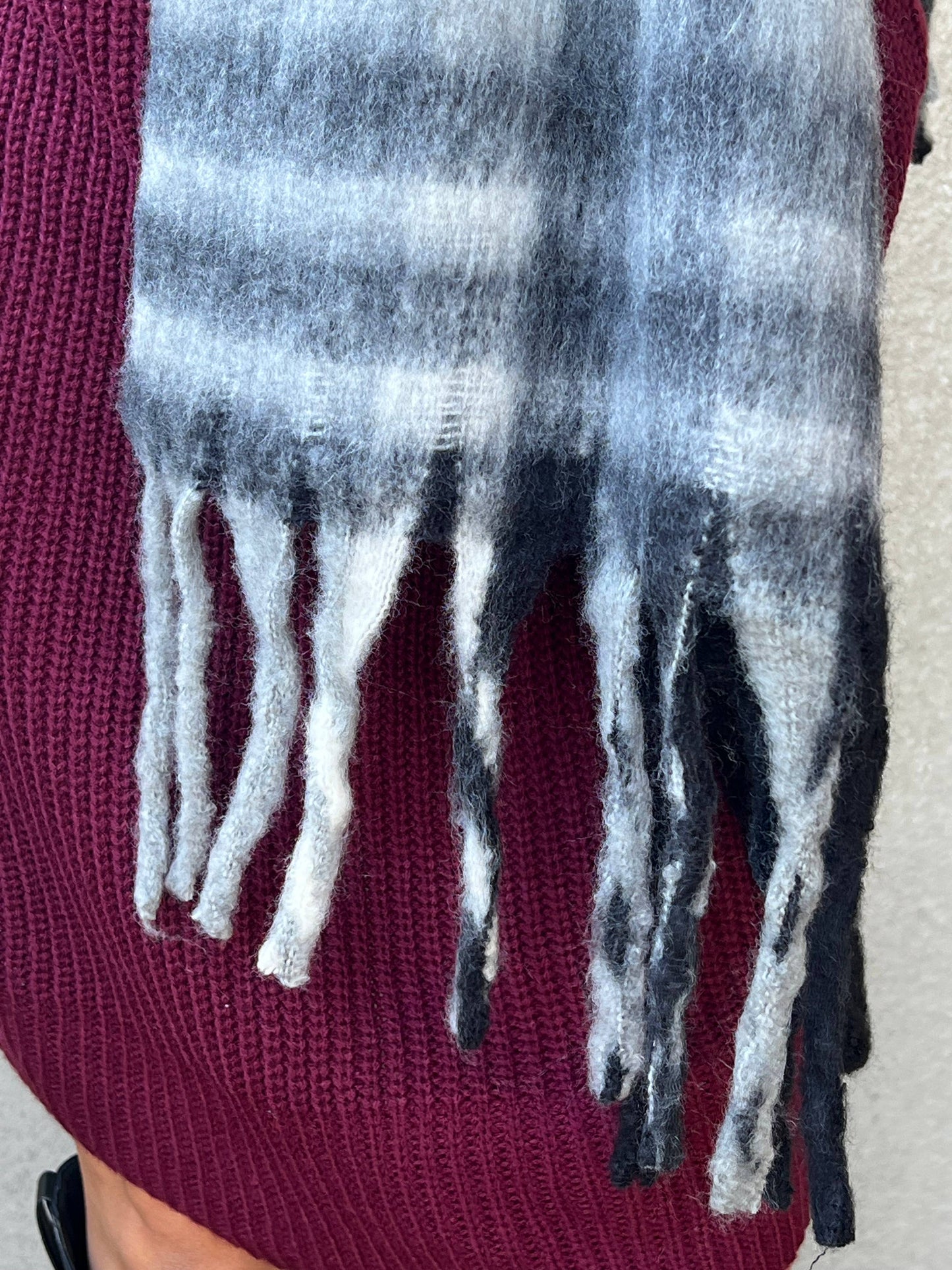 Black Chunky Scarf