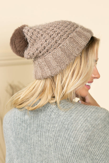 Warm Feelings | Eyelash Finish Beanie with Soft Fluffy Pom