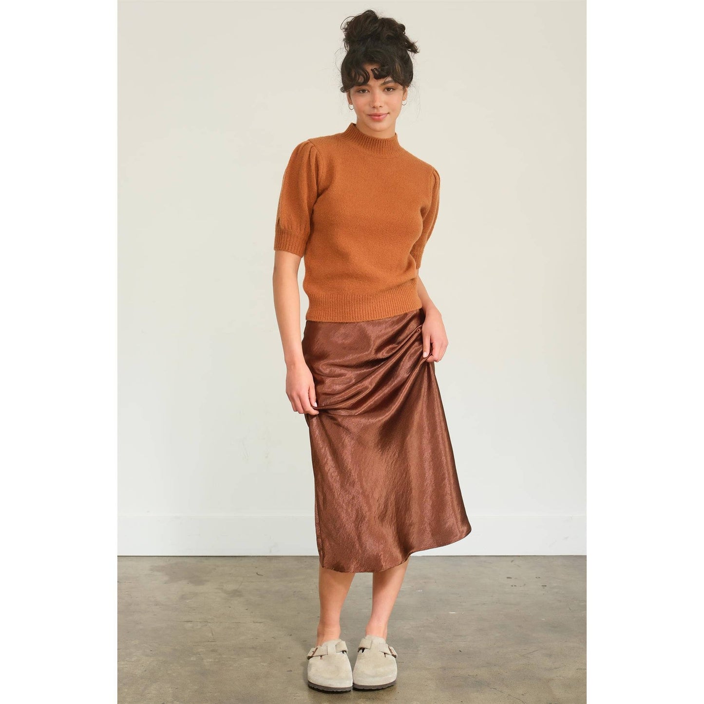 HIGH-WAISTED SATIN MIDI SKIRT