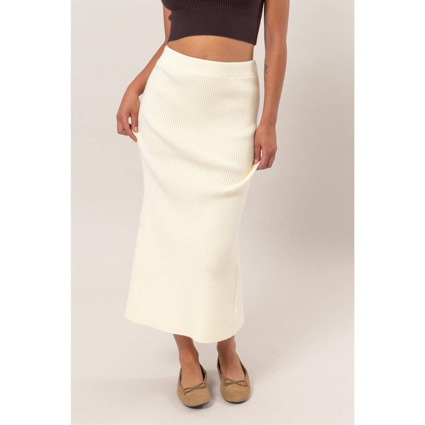 DZ24G108-Ribbed Knit Midi Skirt